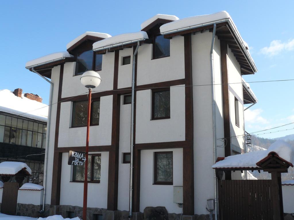 House Arirang Ξενοδοχείο Cherni Osum Εξωτερικό φωτογραφία
